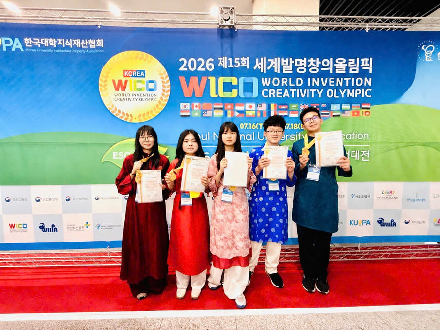 Dấu ấn của học sinh Việt Nam từ phụ phẩm nông nghiệp đến giải vàng quốc tế. Ảnh NVCC
