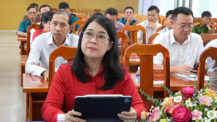 Đại biểu tham dự hội nghị.
