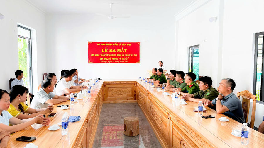 Lễ ra mắt mô hình "Giáo xứ Tân Hợp: Bình yên, sống tốt đời, đẹp đạo, nói không với ma tuý" tại xã Tân Hợp.