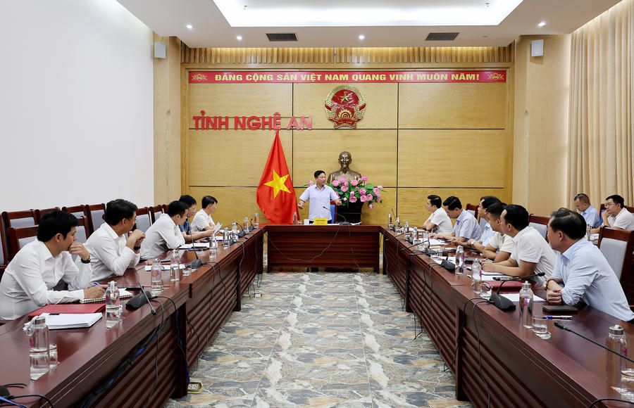 Tỉnh Nghệ An nỗ lực hoàn thành công tác bồi thường, hỗ trợ, tái định cư và di dời công trình hạ tầng kỹ thuật thuộc Dự án Đường sắt tốc độ cao trên trục Bắc - Nam.