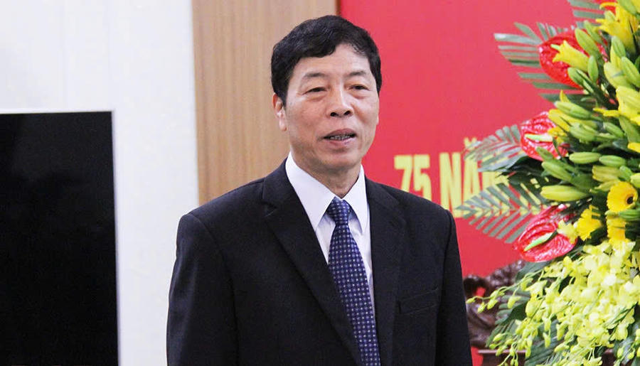 Nguyên Bí thư Bắc Giang Bùi Văn Hải bị cách tất cả chức vụ trong Đảng. Nguyên Bí thư Bắc Giang Bùi Văn Hải bị cách tất cả chức vụ trong Đảng.