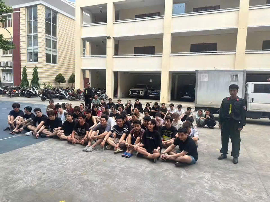 Các đối tượng bị bắt giữ. (Ảnh: Công an TP HCM)