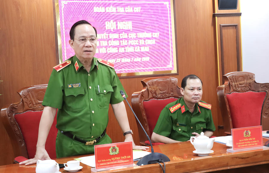 Thiếu tướng Huỳnh Thới An yêu cầu Đoàn kiểm tra thực hiện khách quan, toàn diện, kịp thời hướng dẫn khắc phục tồn tại, nâng cao hiệu quả công tác PCCC và CNCH.