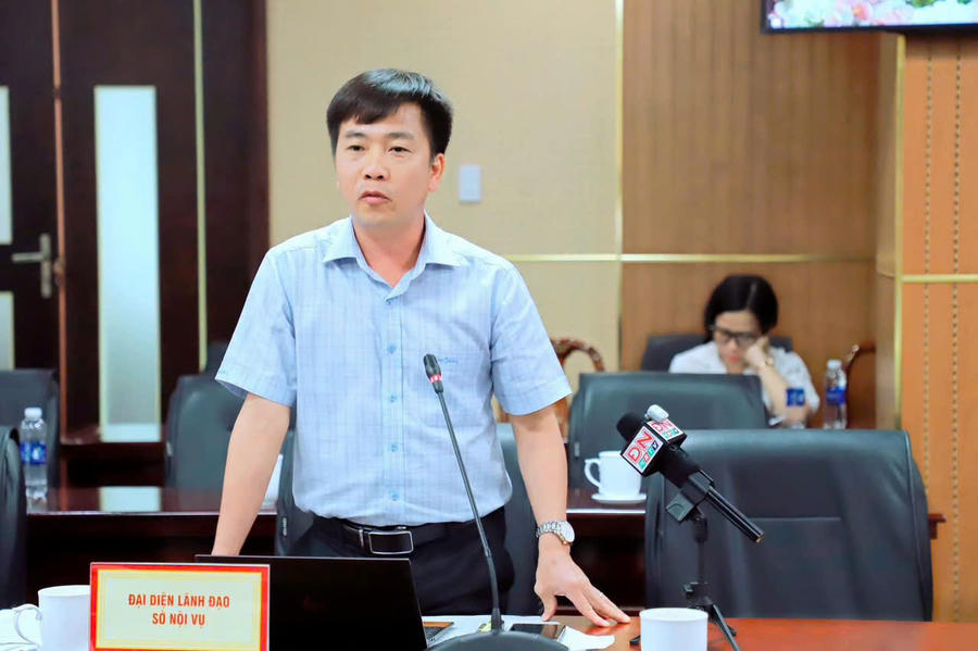 Các đại biểu phát biểu tại hội nghị.