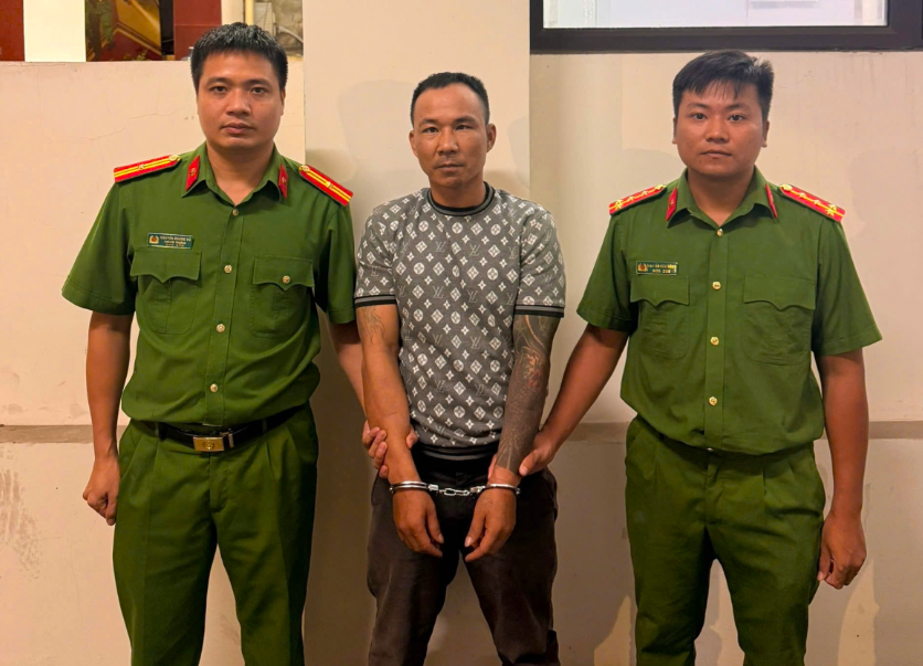 Đối tượng Phạm Văn Chiến tại thời điểm bắt giữ. Ảnh: CA Hải Phòng.