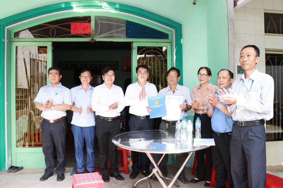 Địa phương đặt mục tiêu hoàn thành công tác bàn giao mặt bằng trước 31/8/2026, tạo điều kiện để tổ chức khởi công dự án vào ngày 2/9/2026.