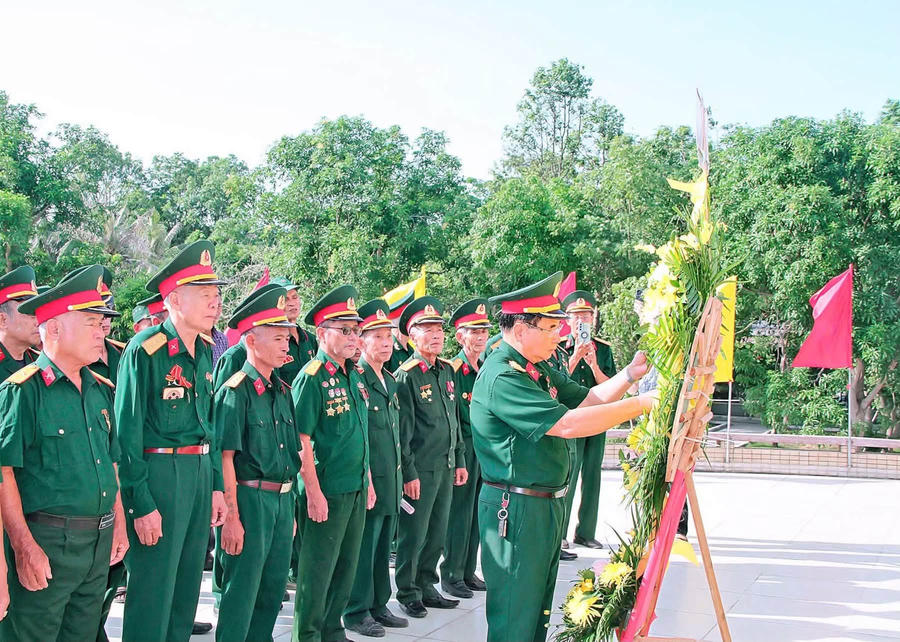 Hành trình của Ban Liên lạc Truyền thống Đại đoàn Đồng Bằng - Sư đoàn 320 khu vực Nghệ An - Hà Tĩnh.