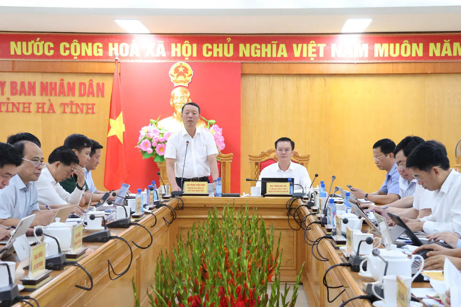 Toàn cảnh buổi làm việc. (Ảnh: Cổng TTĐT tỉnh Hà Tĩnh)