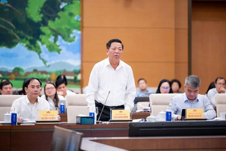 Ủy viên Trung ương Đảng, Bộ trưởng Bộ Xây dựng Trần Hồng Minh. Ảnh: Quochoi.vn