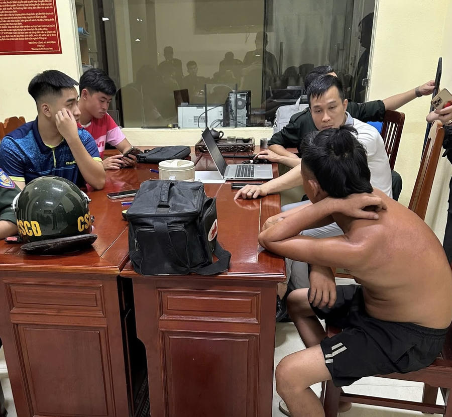 Đối tượng tại cơ quan Công an.