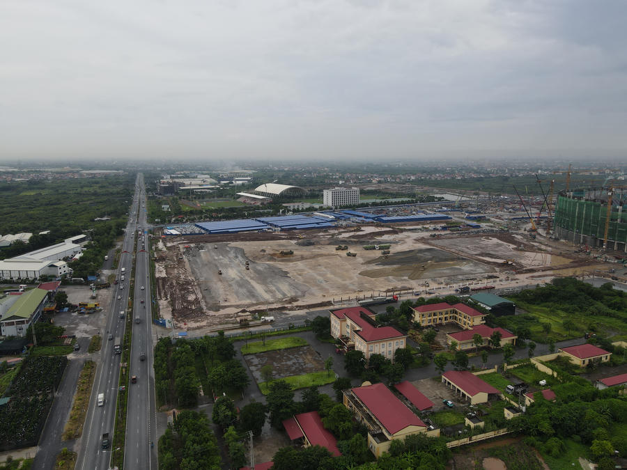 Sân vận động PVF được xây dựng trong khuôn viên Trung tâm Đào tạo Bóng đá trẻ PVF, tại xã Nghĩa Trụ, tỉnh Hưng Yên.