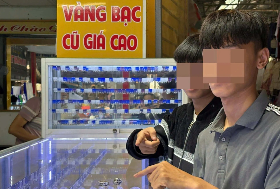 Sau khi trộm cắp tài sản trị giá 500 triệu đồng, Vỹ và Tình mang đi bán chỉ được 1,7 triệu đồng (Ảnh: Công an Đà Nẵng).