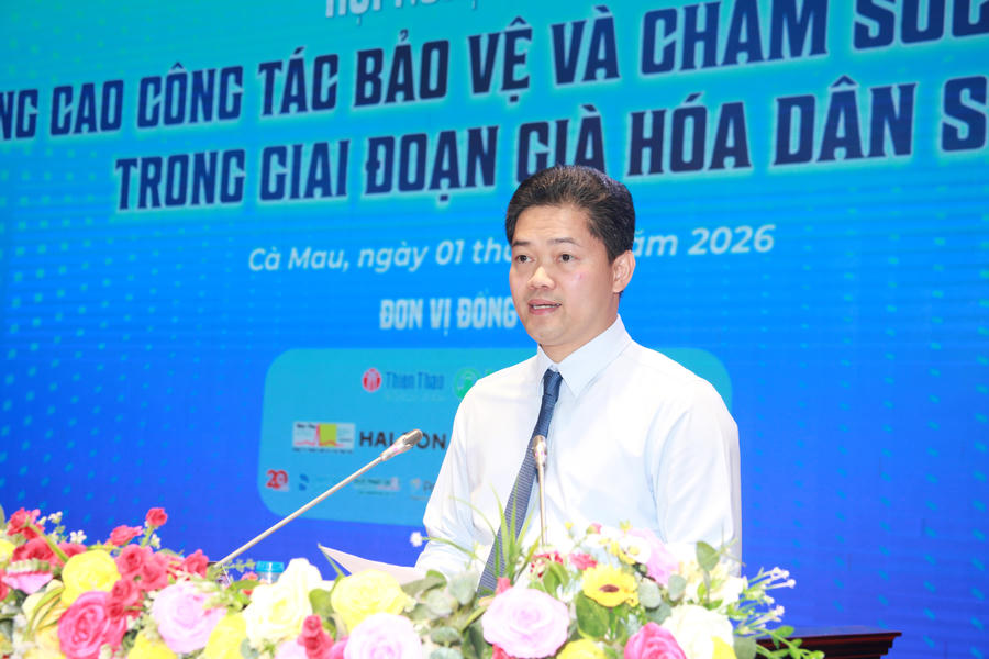 Thứ trưởng Thường trực Bộ Y tế Vũ Mạnh Hà nhấn mạnh phát biểu chỉ đạo tại Hội nghị.