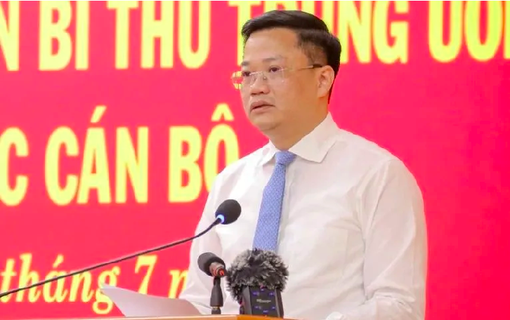 Ông Nguyễn Đức Tâm - Tân Chủ tịch UBND tỉnh Quảng Ngãi - Ảnh: VGP
Ông Nguyễn Đức Tâm - Tân Chủ tịch UBND tỉnh Quảng Ngãi - Ảnh: VGP