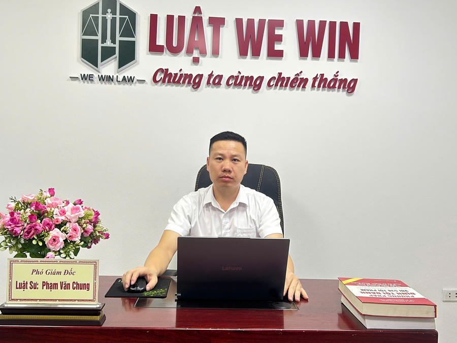 Luật sư Phạm Văn Chung, Phó Giám đốc Công ty Luật TNHH We Win, Đoàn Luật sư TP Hà Nội - người bảo vệ quyền và lợi ích hợp pháp cho bị hại Ông Văn Xiêm.