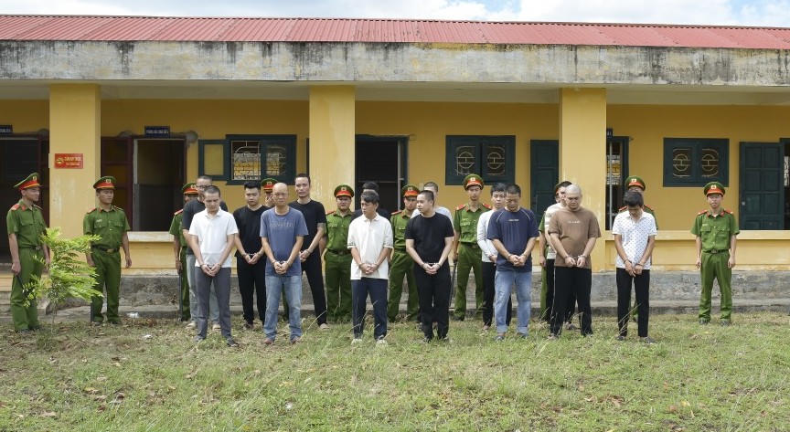 Các đối tượng trong đường dây bị bắt giữ - Ảnh Công an Quảng Trị.