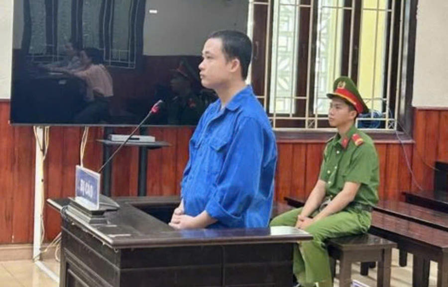 Bị cáo Huỳnh Chí Linh tại phiên tòa xét xử sơ thẩm ngày 4-8. Bị cáo Huỳnh Chí Linh tại phiên tòa xét xử sơ thẩm ngày 4-8.