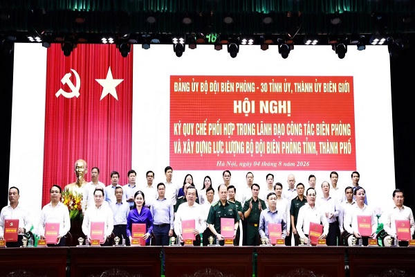 Đảng ủy BĐBP và các Tỉnh ủy, Thành ủy nơi có biên giới ký quy chế phối hợp.