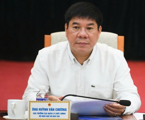 Cục trưởng Cục Quản lý giáo dục, Bộ Giáo dục và Đào tạo, ông Huỳnh Văn Chương tại Họp báo sáng 5/8.