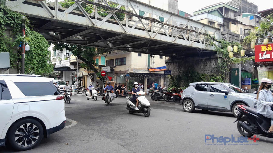 Đoạn A và A1, từ Cửa Đông đến Lê Văn Linh, được định hướng phát triển không gian thủ công mỹ nghệ, làng nghề.