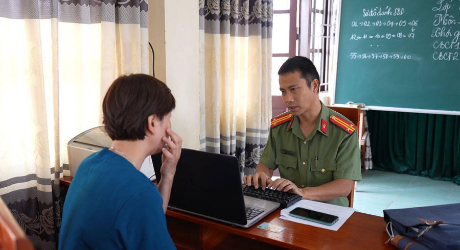 Cơ quan Công an làm việc các cá nhân liên quan. (Ảnh: Công an tỉnh Cao Bằng)