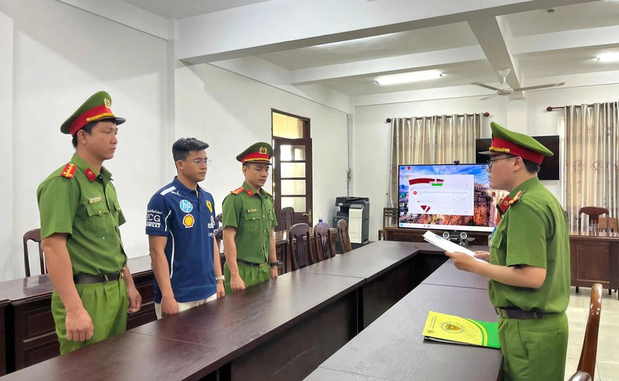 Đối tượng Nguyễn Đình Tuấn.