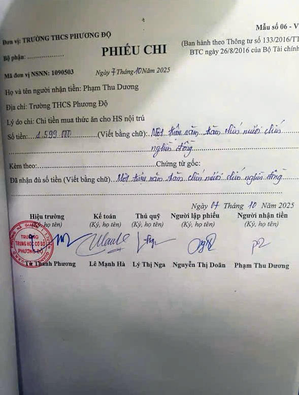 Số tiền mua thực phẩm có sự chênh lệch giữa người đi mua thực phẩm và phiếu xuất kho. (Ảnh: GVCC).