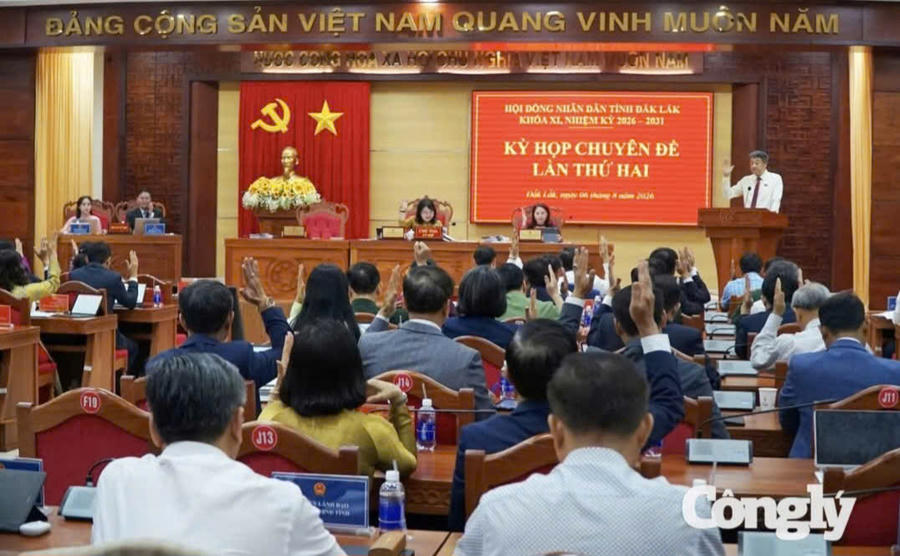 Quang cảnh kỳ họp Chuyên đề Quang cảnh kỳ họp Chuyên đề