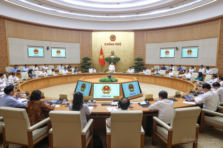 Thủ tướng Chính phủ Lê Minh Hưng chủ trì phiên họp Chính phủ thường kỳ tháng 7/2026 - Ảnh: VGP