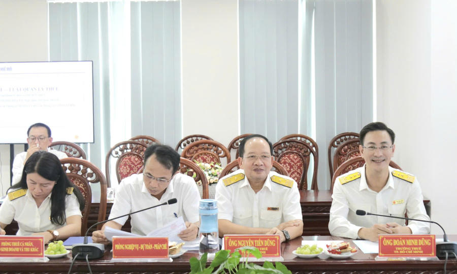 Đại biểu dự hội nghị.