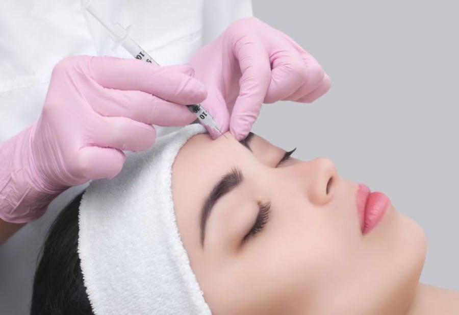 Đại diện hộ kinh doanh thừa nhận thực hiện các dịch vụ thẩm mỹ có sử dụng botox khi không được cấp phép cho hoạt động này. (Hình minh hoạ)