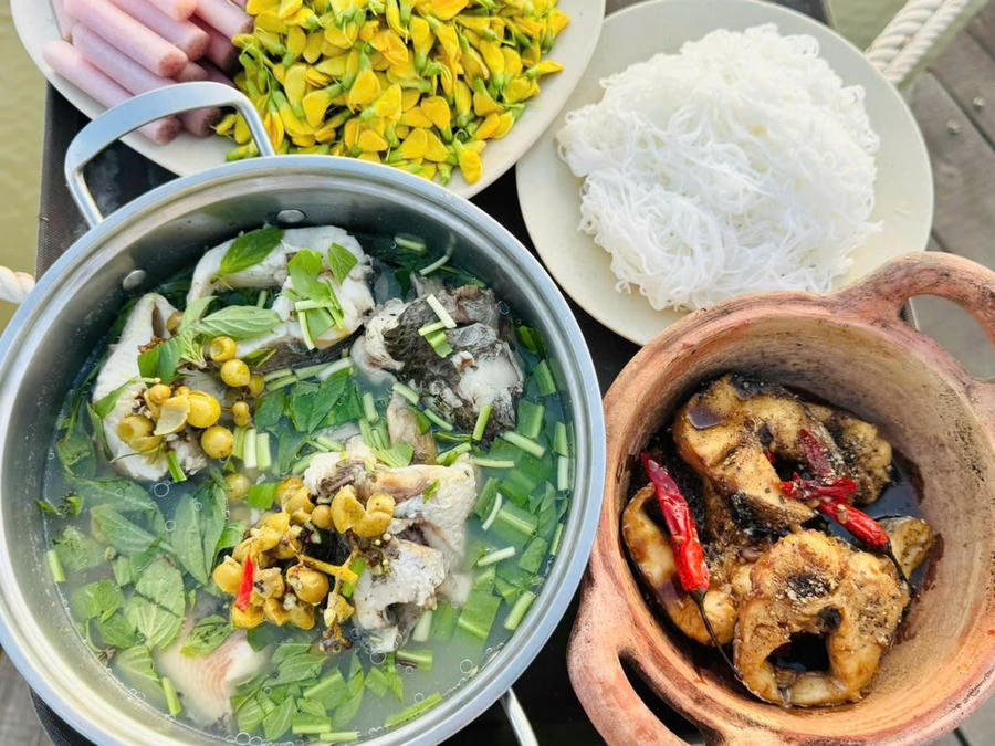 Các món ăn được kết hợp với nho tại homestay của ông Đoàn Thanh Điền.