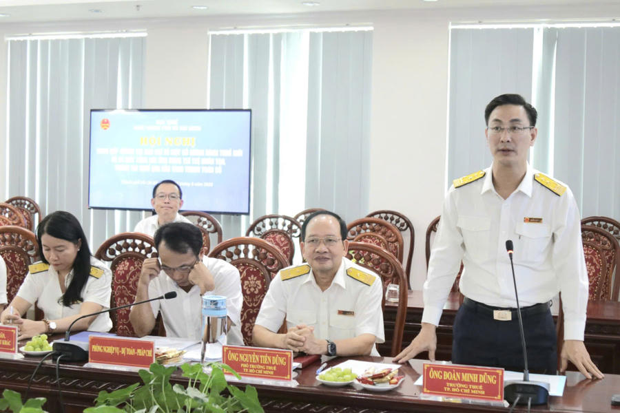 Ông Đoàn Minh Dũng - Trưởng Thuế Thành phố Hồ Chí Minh phát biểu tại hội nghị.
