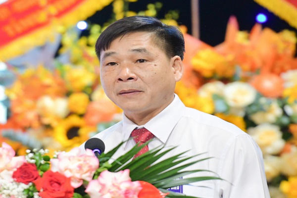Ông Nguyễn Anh Chức, Ủy viên Ban Thường vụ Tỉnh ủy, Phó Chủ tịch UBND tỉnh phát biểu tại Đại hội.