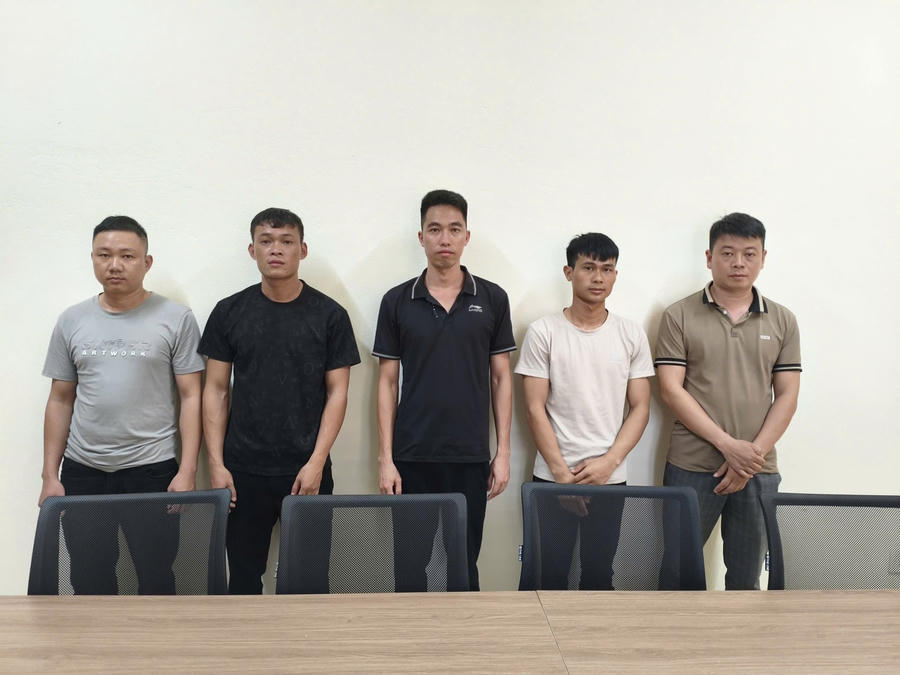 Các đối tượng tại cơ quan Công an. (Ảnh: BCA)