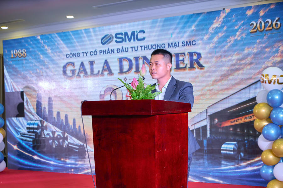 Chủ tịch HĐQT Công ty CP Đầu tư Thương Mại SMC Phạm Hoàng Anh phát biểu tại sự kiện đặc biệt kỷ niệm 38 năm hình thành và phát triển của SMC.
