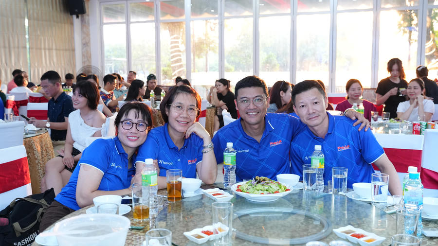 Ngay sau Lễ trao giải, Bữa cơm Công đoàn diễn ra trong không khí thân mật, gần gũi, là dịp để cán bộ, phóng viên, biên tập viên và người lao động cùng quây quần, giao lưu và chia sẻ.