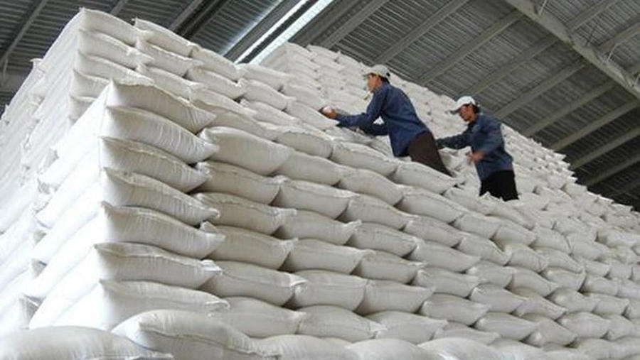 Xuất cấp hơn 59.742 tấn gạo dự trữ hỗ trợ học viên, học sinh.
