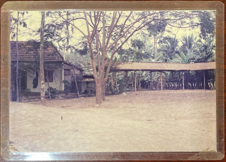 Trường THPT Hồng Thái (xã Ô Diên, TP Hà Nội) thành lập năm 1996.