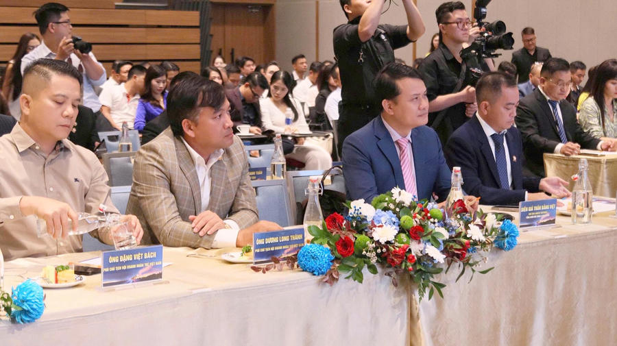Các đại biểu tham dự chương trình “Hội tụ Giao thương – Kết nối & Kiến tạo 2026”.