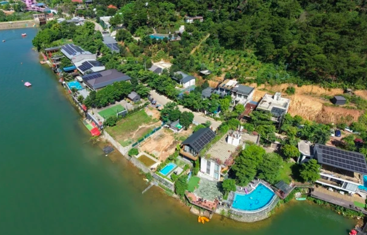 Hiện trạng rừng phòng hộ Sóc Sơn trên địa bàn xã Kim Anh.