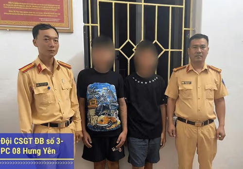 2 thanh thiếu niên điều khiển xe máy liên quan vụ án trộm cắp tài sản.