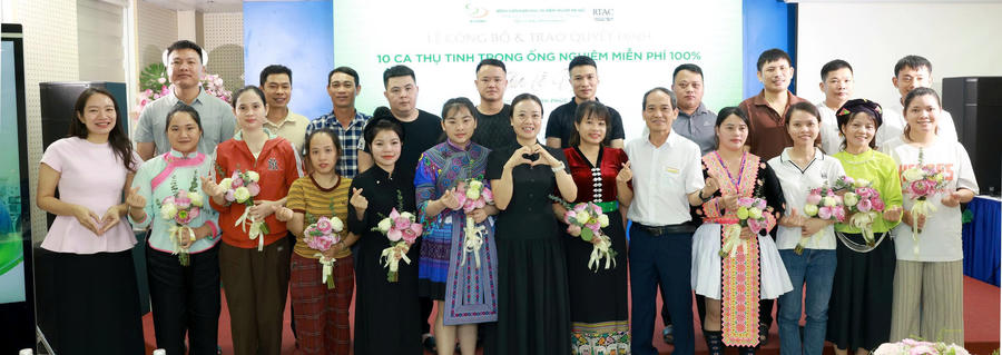 10 gia đình hạnh phúc trong ngày nhận gói hỗ trợ 100% chi phí IVF Tuần Lễ Vàng 2026