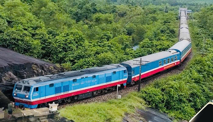 Tuyến đường sắt Bắc - Nam qua TP Đồng Nai dài khoảng 89km, đi qua nhiều khu dân cư. Ảnh minh họa.