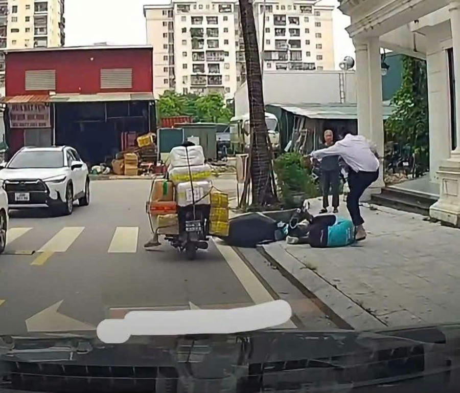 Hình ảnh tài xế Công nghệ bị hành hung.