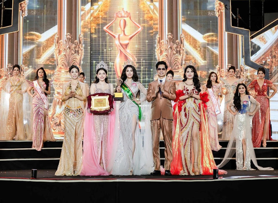 Nữ giám đốc doanh nghiệp đấu giá đăng quang Hoa hậu Trí tuệ cuộc thi Hoa hậu Doanh nhân Hương sắc Việt Nam 2026.