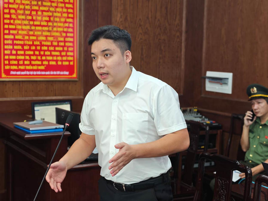 Đại diện Sở Khoa học và Công nghệ TP Hà Nội giới thiệu ứng dụng Hanoi Smart Police.