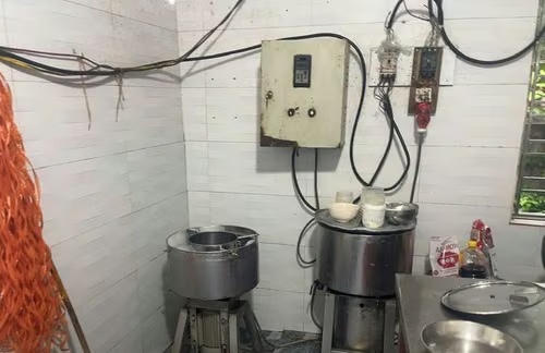 Công cụ bà Hường dùng để sản xuất giò chả có sử dụng hàn the.