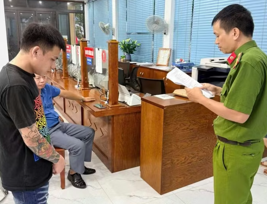 Các đối tượng Hoàng Ngọc Trai và Đặng Mạnh Trí (Ảnh: Cổng TTĐT Công an tỉnh Hưng Yên)