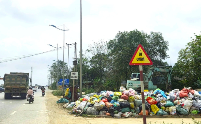 Thanh Hóa yêu cầu lãnh đạo, cán bộ mỗi tuần dành 1 ngày dọn vệ sinh môi trường (Ảnh minh họa: Thanh Tùng).
